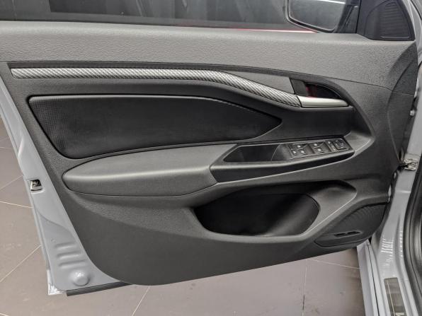 Lada (ВАЗ) Vesta I с пробегом 2019 года, цена 1 370 000 рублей, 17958 км, седан, Автокод Объявления