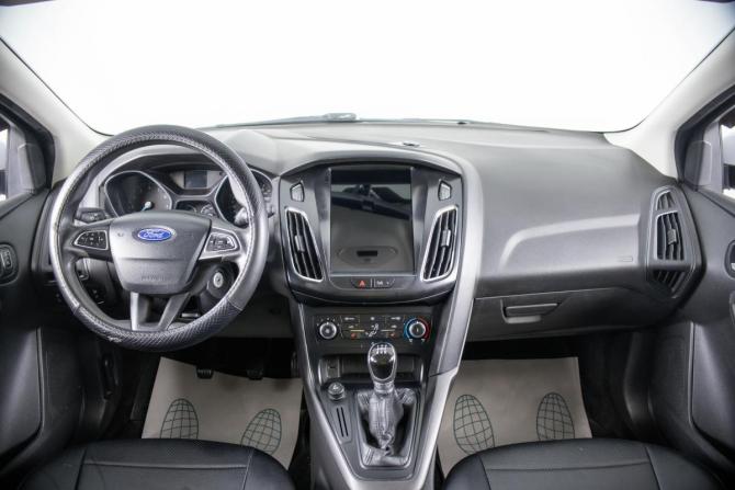 Ford Focus III Рестайлинг с пробегом 2017 года, цена 1 099 000 рублей, 137000 км, универсал, Автокод Объявления