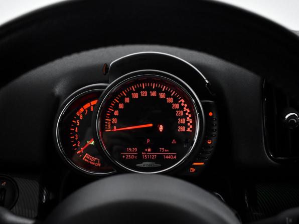 Mini Countryman II с пробегом 2017 года, цена 2 168 790 рублей, 151500 км, внедорожник, Автокод Объявления