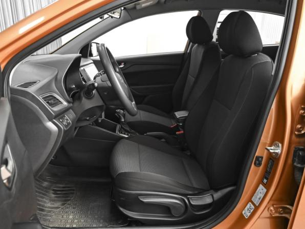 Hyundai Solaris II с пробегом 2019 года, цена 1 414 000 рублей, 108961 км, седан, Автокод Объявления