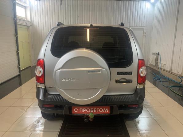 Chevrolet Niva I Рестайлинг с пробегом 2010 года, цена 331 000 рублей, 210000 км, внедорожник, Автокод Объявления