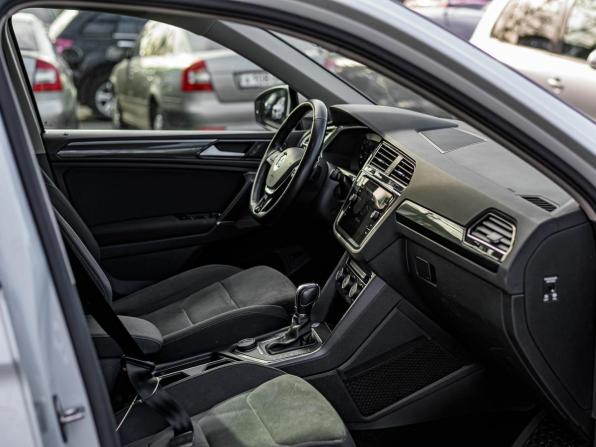 Volkswagen Tiguan II с пробегом 2018 года, цена 2 650 000 рублей, 112442 км, внедорожник, Автокод Объявления