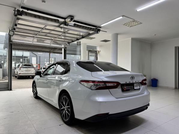 Toyota Camry VIII (XV70) Рестайлинг с пробегом 2021 года, цена 2 630 000 рублей, 102195 км, седан, Автокод Объявления