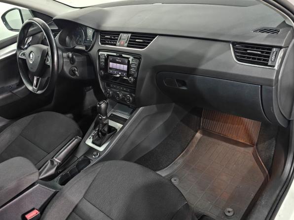 Skoda Octavia III (A7) с пробегом 2013 года, цена 1 145 000 рублей, 201150 км, лифтбек, Автокод Объявления