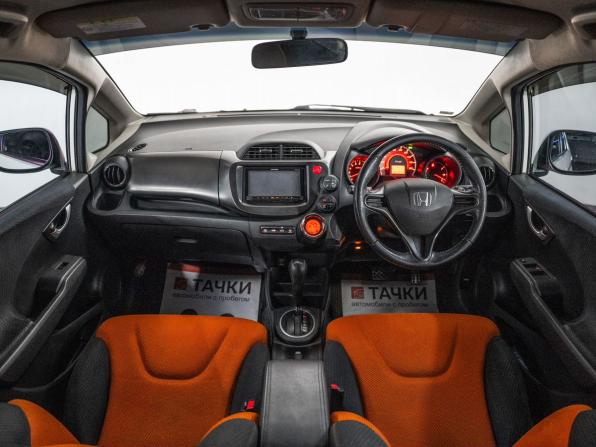 Honda Fit II с пробегом 2011 года, цена 1 000 000 рублей, 107952 км, хэтчбек, Автокод Объявления