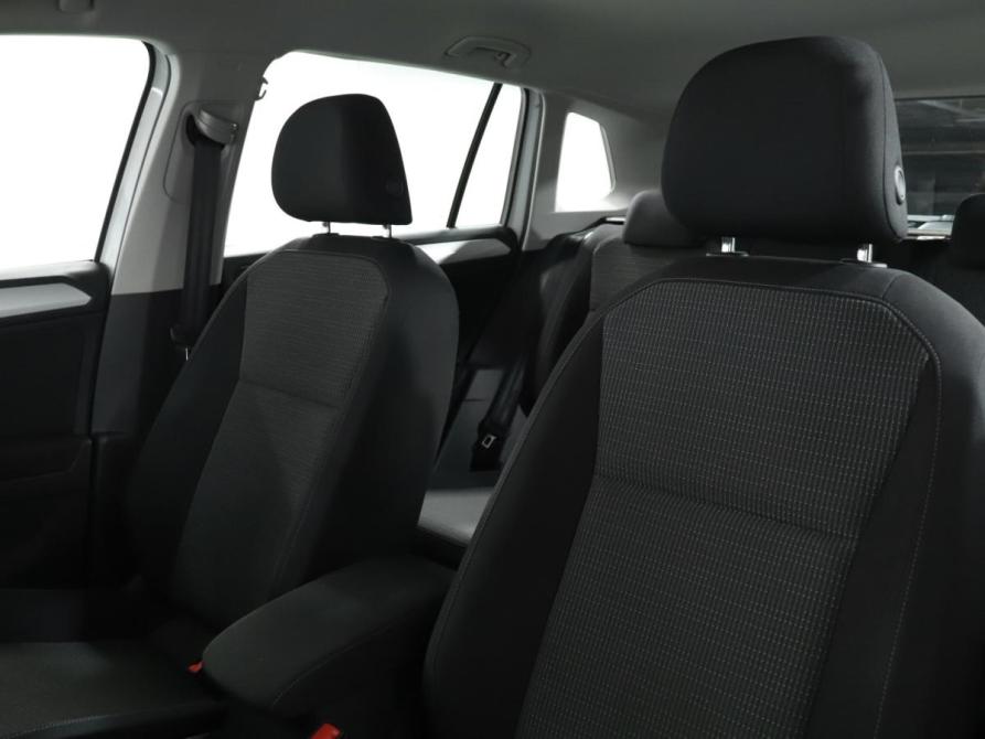 Volkswagen Tiguan II Рестайлинг Москва  - изображение 12