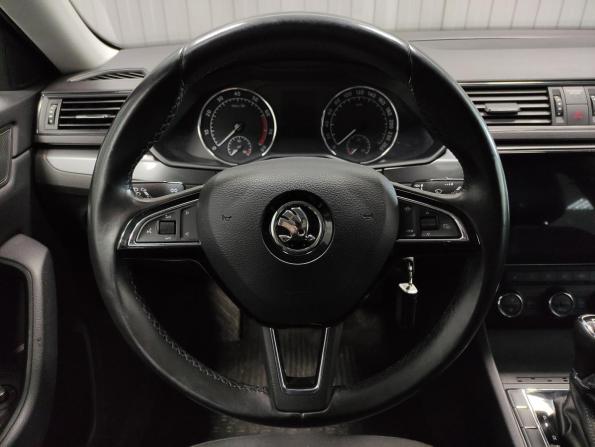 Skoda Superb III с пробегом 2016 года, цена 1 692 000 рублей, 138789 км, лифтбек, Автокод Объявления