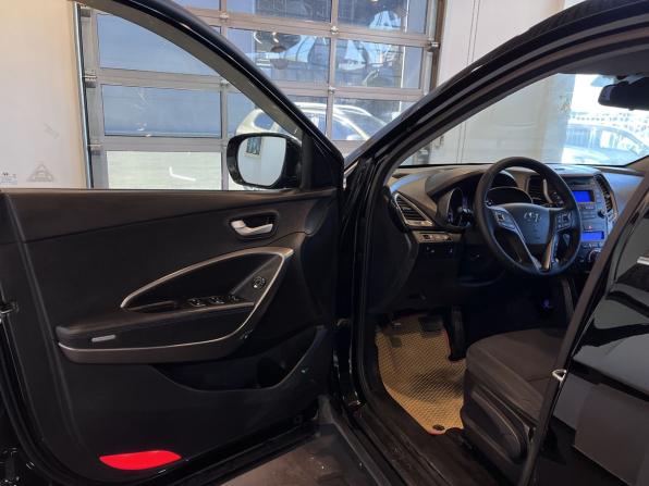 Hyundai Santa Fe III с пробегом 2013 года, цена 1 889 000 рублей, 174476 км, внедорожник, Автокод Объявления