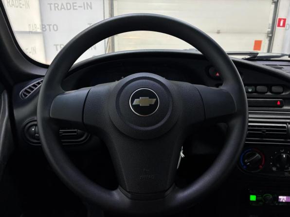 Chevrolet Niva I Рестайлинг с пробегом 2019 года, цена 825 000 рублей, 44000 км, внедорожник, Автокод Объявления