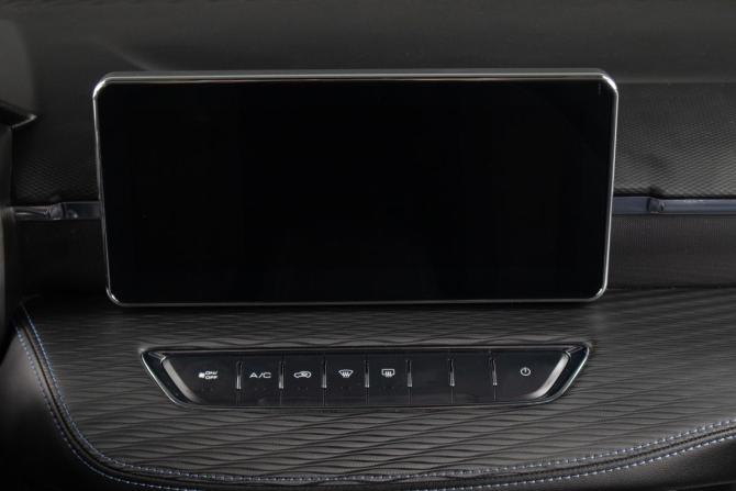 Haval Jolion I Рестайлинг с пробегом 2024 года, цена 1 609 000 рублей, 58000 км, внедорожник, Автокод Объявления