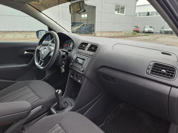 Volkswagen Polo V Рестайлинг с пробегом 2018 года, цена 1 150 000 рублей, 86288 км, седан, Автокод Объявления