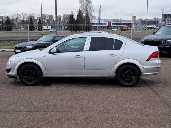 Opel Astra H Рестайлинг с пробегом 2012 года, цена 480 000 рублей, 173500 км, седан, Автокод Объявления