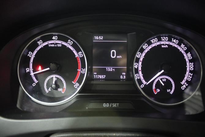 Skoda Rapid I Рестайлинг с пробегом 2017 года, цена 1 199 000 рублей, 117000 км, лифтбек, Автокод Объявления