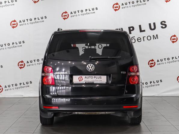 Volkswagen Touran I Рестайлинг с пробегом 2007 года, цена 849 000 рублей, 221318 км, компактвэн, Автокод Объявления