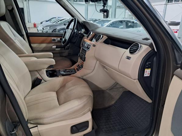 Land Rover Discovery IV с пробегом 2013 года, цена 1 967 000 рублей, 345200 км, внедорожник, Автокод Объявления