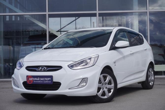Hyundai Solaris I с пробегом 2013 года, цена 699 000 рублей, 268929 км, хэтчбек, Автокод Объявления