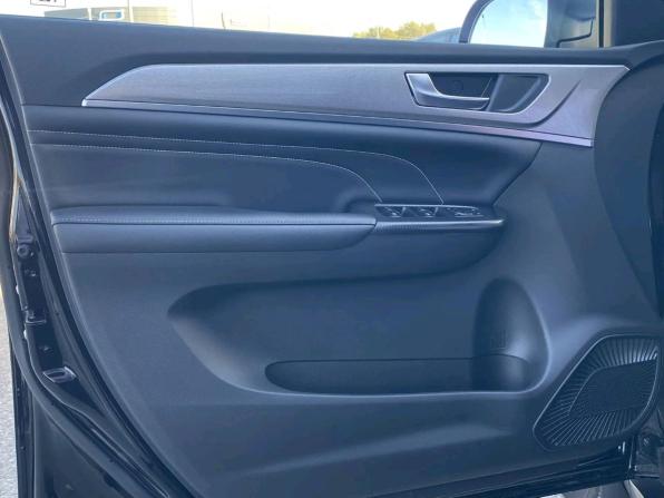 Haval M6 II с пробегом 2024 года, цена 1 920 000 рублей, 23752 км, внедорожник, Автокод Объявления