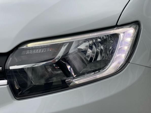 Renault Logan II Рестайлинг с пробегом 2021 года, цена 1 199 000 рублей, 30000 км, седан, Автокод Объявления