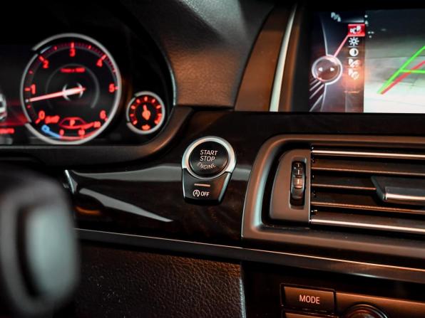 BMW 5 серии VI (F10/F11/F07) Рестайлинг с пробегом 2014 года, цена 3 000 000 рублей, 114673 км, седан, Автокод Объявления