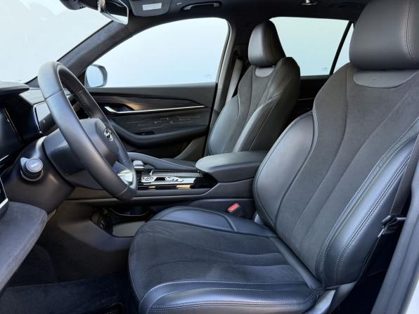 Geely Monjaro I с пробегом 2024 года, цена 3 300 000 рублей, 30963 км, внедорожник, Автокод Объявления