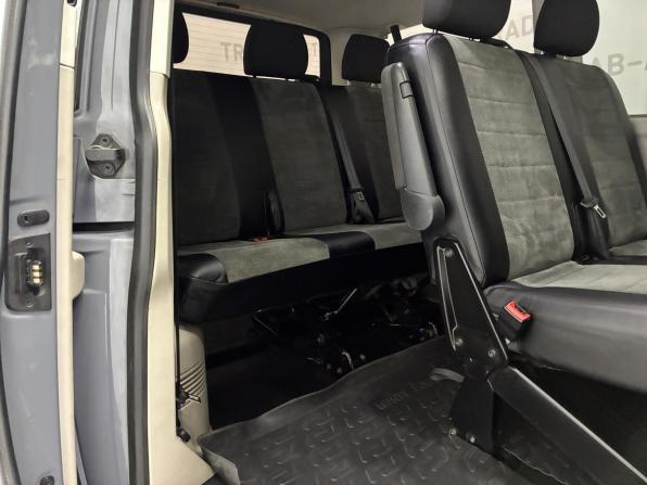 Volkswagen Caravelle T6 с пробегом 2017 года, цена 2 850 000 рублей, 201000 км, минивэн, Автокод Объявления