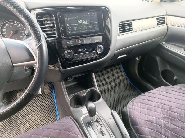 Mitsubishi Outlander III Рестайлинг с пробегом 2014 года, цена 1 349 000 рублей, 140140 км, внедорожник, Автокод Объявления