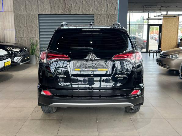 Toyota RAV4 IV (XA40) Рестайлинг с пробегом 2017 года, цена 2 420 000 рублей, 152831 км, внедорожник, Автокод Объявления
