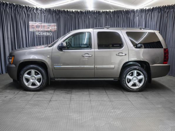 Chevrolet Tahoe III с пробегом 2013 года, цена 2 849 000 рублей, 128044 км, внедорожник, Автокод Объявления