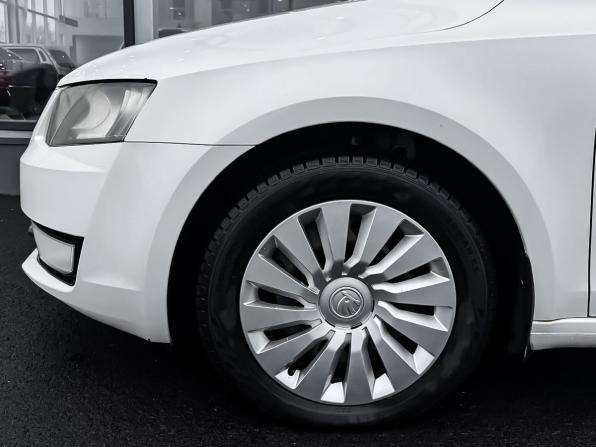 Skoda Octavia III (A7) с пробегом 2013 года, цена 890 000 рублей, 192021 км, лифтбек, Автокод Объявления