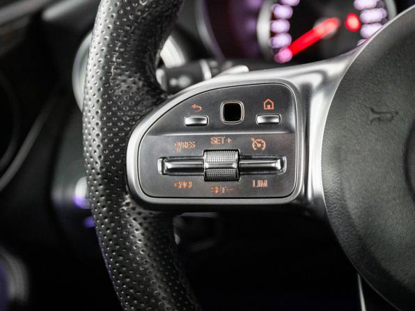 Mercedes-Benz C-Класс IV (W205) Рестайлинг с пробегом 2019 года, цена 2 730 000 рублей, 79510 км, седан, Автокод Объявления