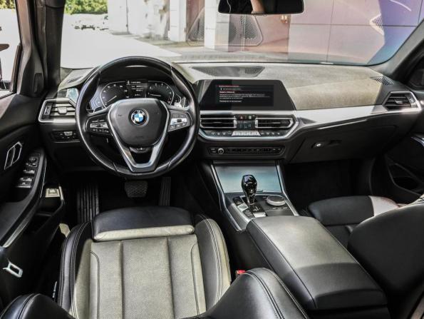 BMW 3 серии VII (G2x) Рестайлинг с пробегом 2022 года, цена 3 699 000 рублей, 96339 км, седан, Автокод Объявления