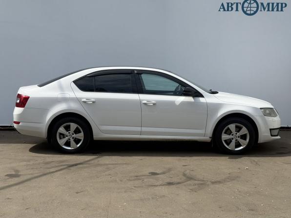 Skoda Octavia III (A7) с пробегом 2015 года, цена 1 050 000 рублей, 181170 км, лифтбек, Автокод Объявления