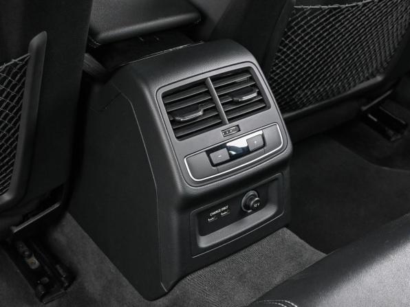 Audi A4 V (B9) Рестайлинг с пробегом 2020 года, цена 3 099 000 рублей, 129681 км, седан, Автокод Объявления