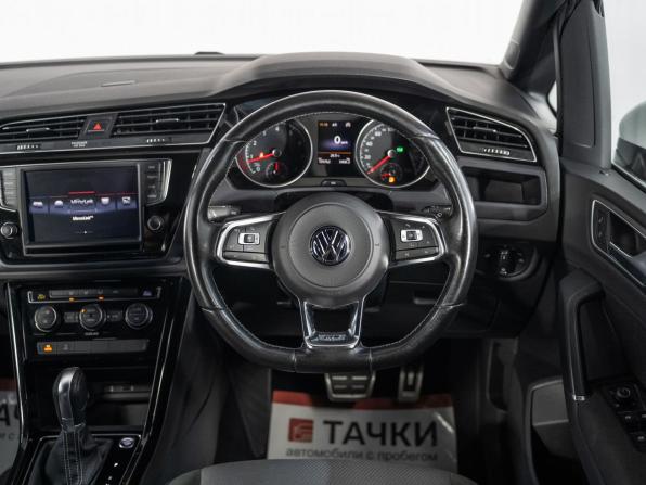 Volkswagen Touran II с пробегом 2016 года, цена 1 400 500 рублей, 135762 км, компактвэн, Автокод Объявления
