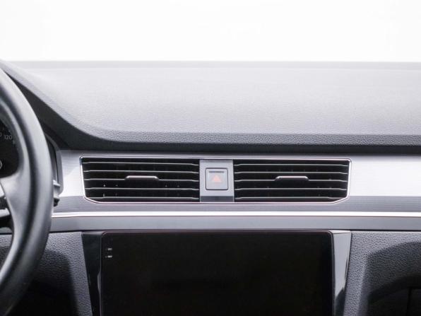 Volkswagen Bora IV (China Market) Рестайлинг с пробегом 2022 года, цена 1 537 000 рублей, 75649 км, седан, Автокод Объявления