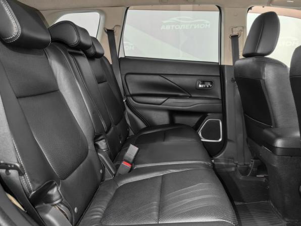 Mitsubishi Outlander III с пробегом 2012 года, цена 1 279 000 рублей, 214521 км, внедорожник, Автокод Объявления