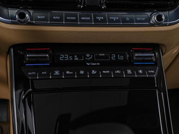 Kia Mohave I Рестайлинг 2 с пробегом 2020 года, цена 5 159 000 рублей, 73561 км, внедорожник, Автокод Объявления