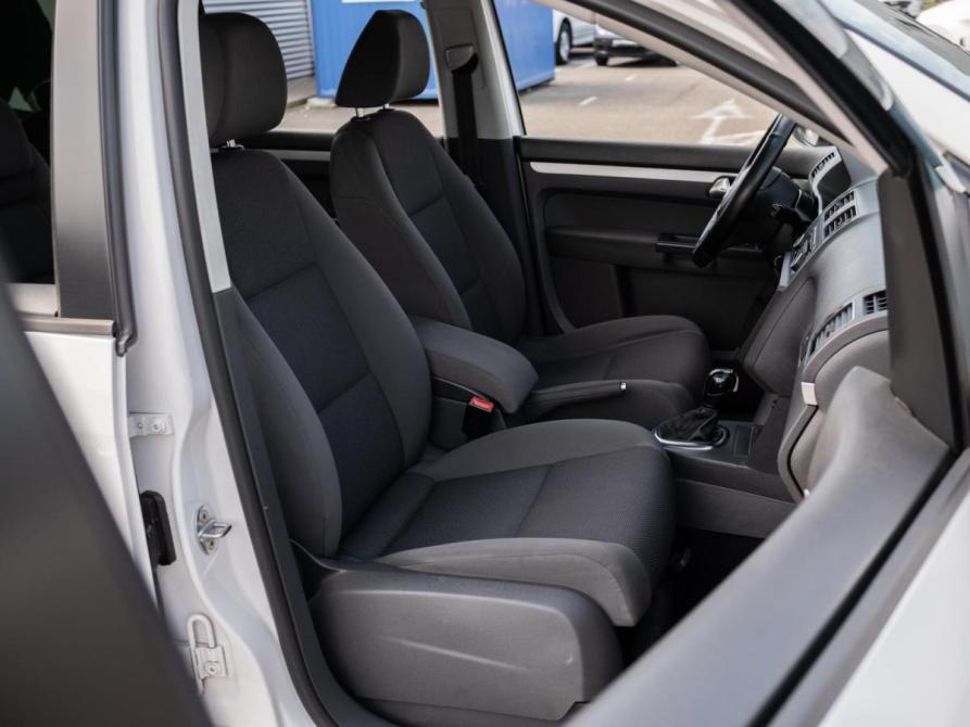 Volkswagen Touran I Рестайлинг 2 Сочи  - изображение 8