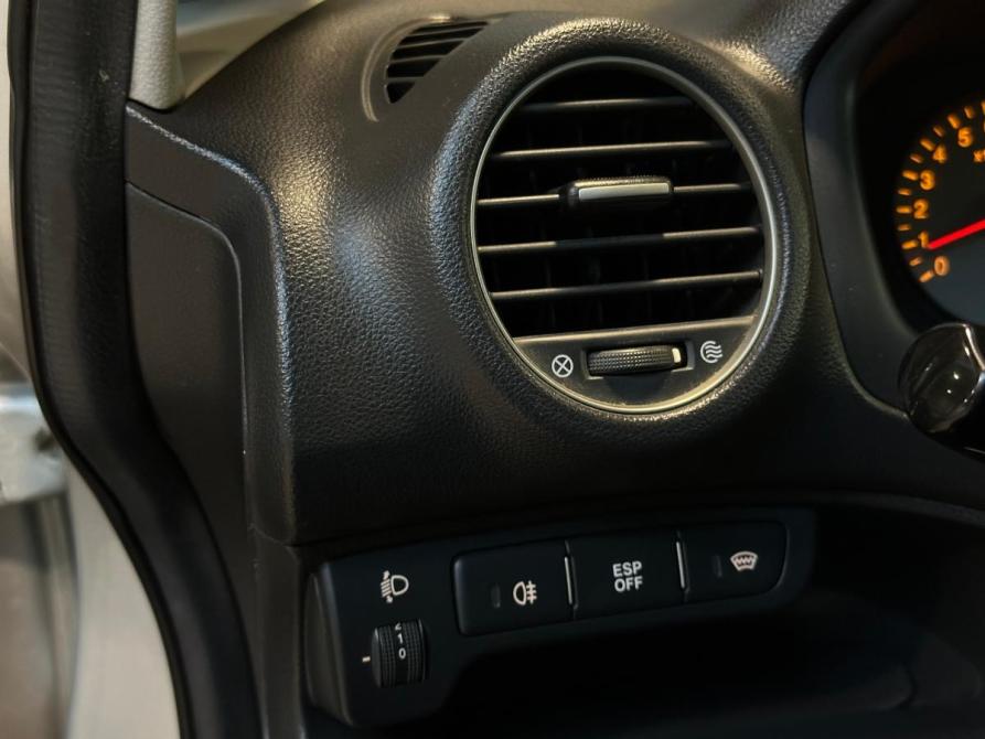 Kia Carens II (UN) Челябинск  - изображение 15