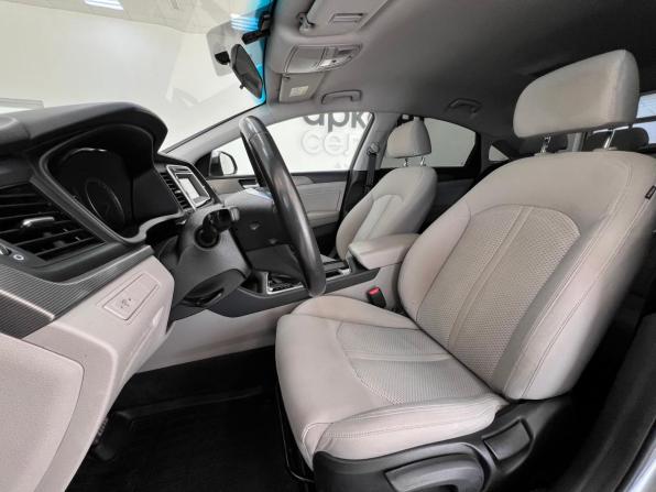 Hyundai Sonata VII (LF) Рестайлинг с пробегом 2017 года, цена 1 680 000 рублей, 189814 км, седан, Автокод Объявления