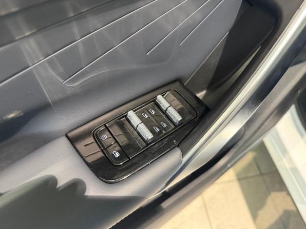 Geely Atlas II с пробегом 2024 года, цена 3 150 000 рублей, 18001 км, внедорожник, Автокод Объявления