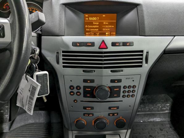 Opel Astra H Рестайлинг с пробегом 2011 года, цена 550 000 рублей, 159720 км, хэтчбек, Автокод Объявления