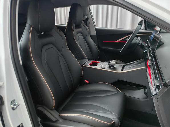 Omoda C5 I с пробегом 2023 года, цена 1 689 000 рублей, 49832 км, внедорожник, Автокод Объявления