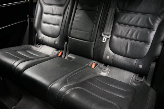 Volkswagen Touareg II Рестайлинг с пробегом 2015 года, цена 2 740 000 рублей, 239463 км, внедорожник, Автокод Объявления