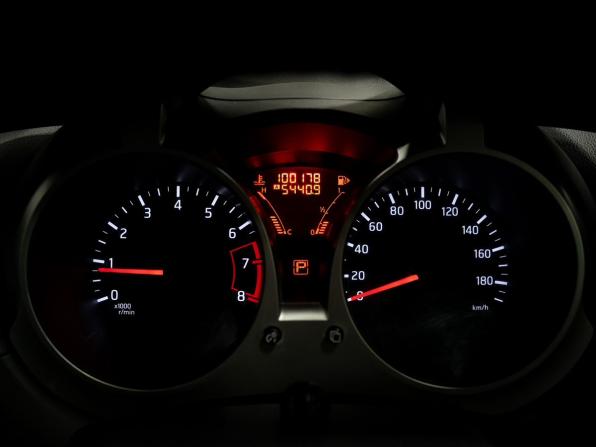 Nissan Juke I Рестайлинг с пробегом 2016 года, цена 1 245 000 рублей, 100200 км, внедорожник, Автокод Объявления