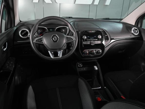 Renault Kaptur I Рестайлинг с пробегом 2021 года, цена 1 799 000 рублей, 39799 км, внедорожник, Автокод Объявления