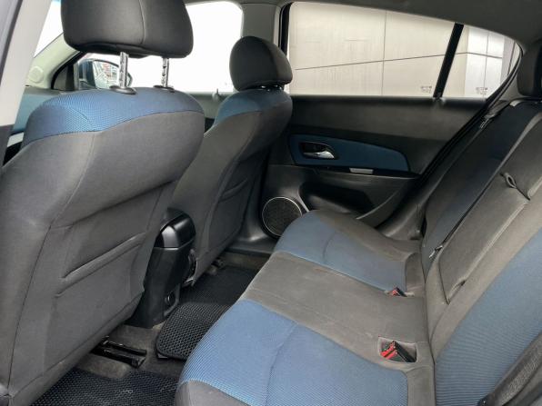 Chevrolet Cruze I Рестайлинг с пробегом 2012 года, цена 725 000 рублей, 211146 км, хэтчбек, Автокод Объявления