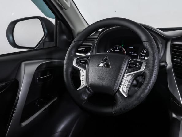 Mitsubishi Pajero Sport III с пробегом 2019 года, цена 2 878 000 рублей, 144476 км, внедорожник, Автокод Объявления