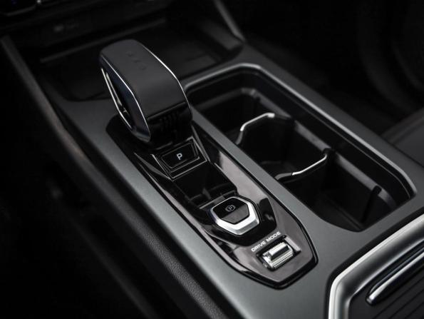 Geely Okavango I Рестайлинг с пробегом 2026 года, цена 3 799 777 рублей, 7263 км, внедорожник, Автокод Объявления