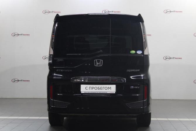 Honda Stepwgn V Рестайлинг с пробегом 2021 года, цена 3 000 000 рублей, 90357 км, минивэн, Автокод Объявления